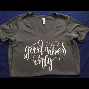 Women’s tees